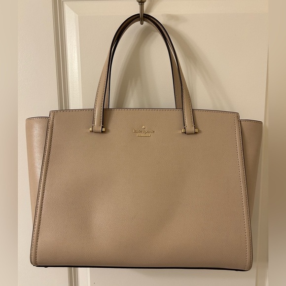 NWT Kate Spade Tan Leather Tote with Winged Sides - Picture 1 of 8